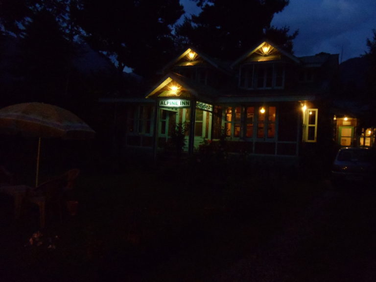 Night view of Alpine inn